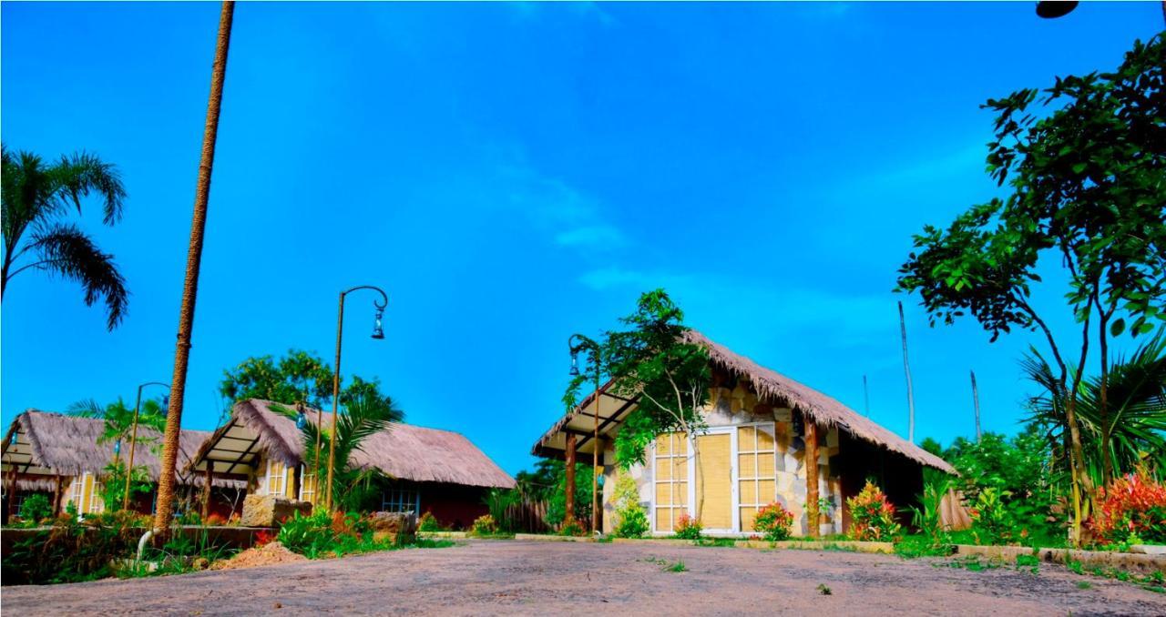 Coco Village Hotel Chilaw Bangadeniya Extérieur photo