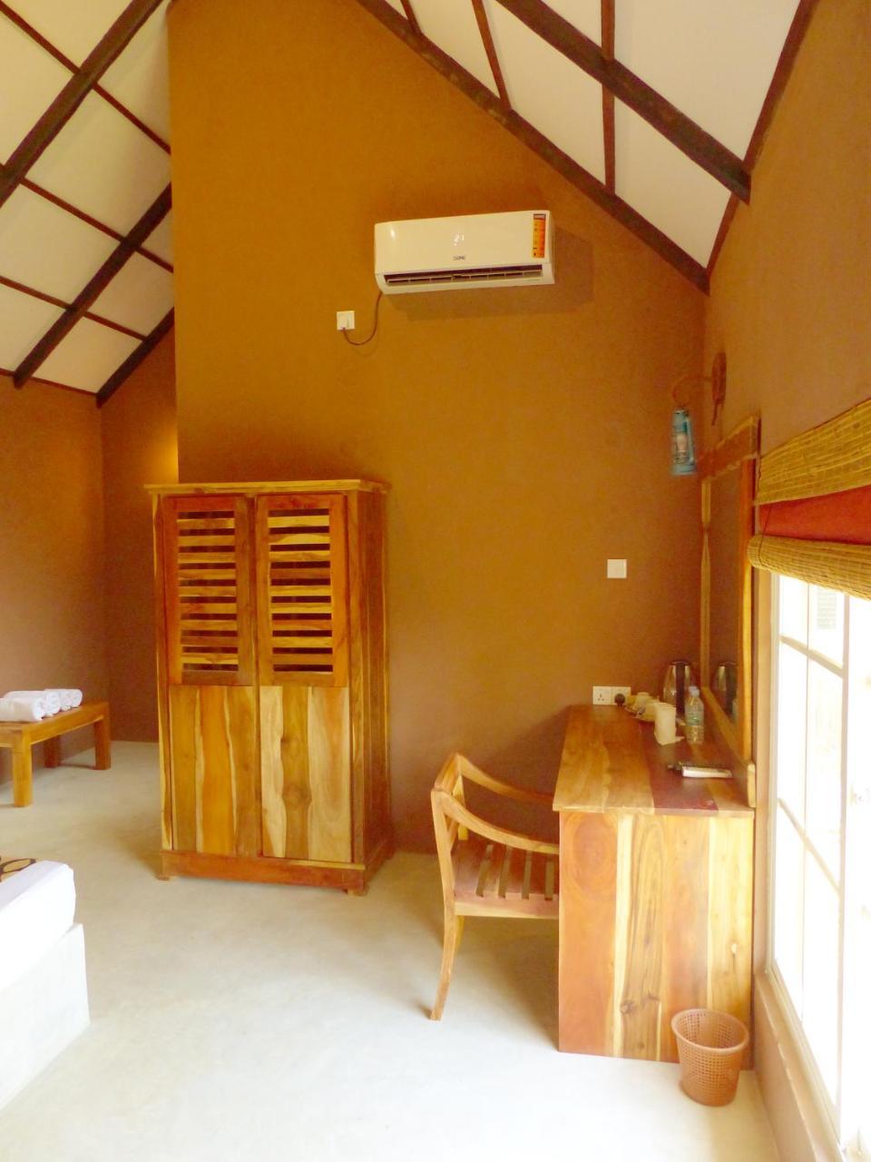 Coco Village Hotel Chilaw Bangadeniya Extérieur photo