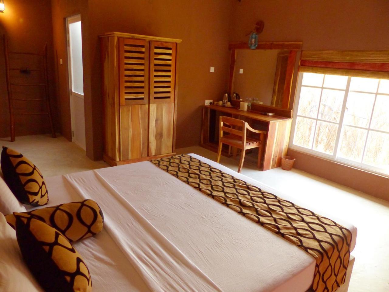 Coco Village Hotel Chilaw Bangadeniya Extérieur photo